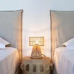 Villa Exclusive Luxury Moca Beachfront Villa, Molos, Paros Molos (Paros)