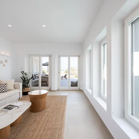 Villa Exclusive Luxury Moca Beachfront Villa, Molos, Paros *