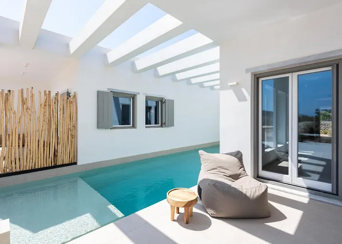 Exclusive Luxury Moca Beachfront Villa, Molos, Paros Vila