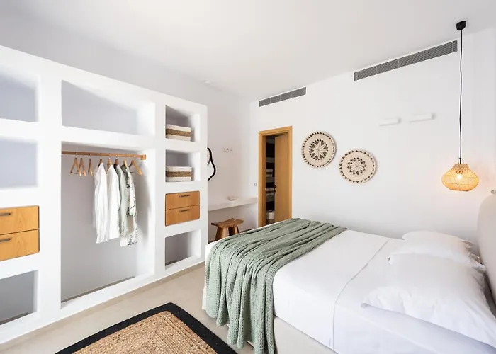 Exclusive Luxury Moca Beachfront Villa, Molos, Paros * Molos (Paros)