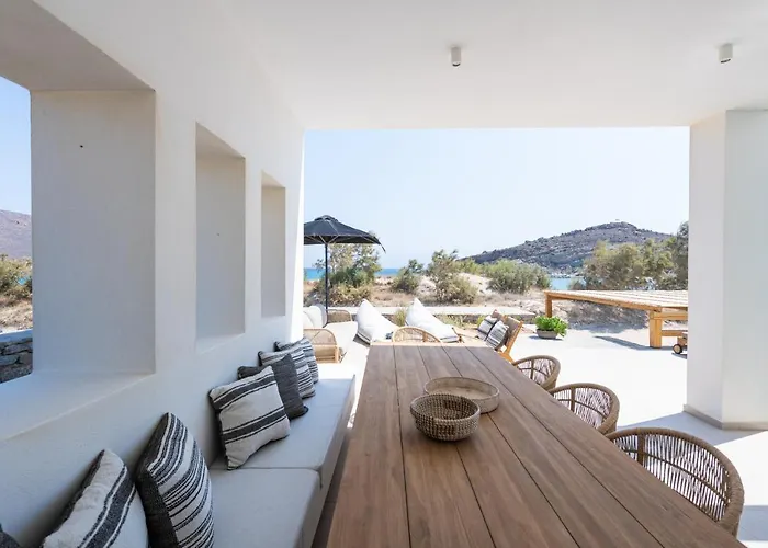 Vila Exclusive Luxury Moca Beachfront Villa, Molos, Paros *