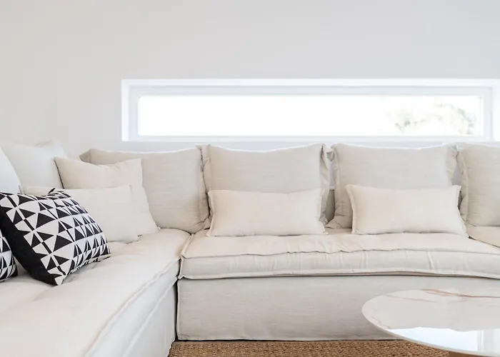 Exclusive Luxury Moca Beachfront Villa, Molos, Paros Vila *