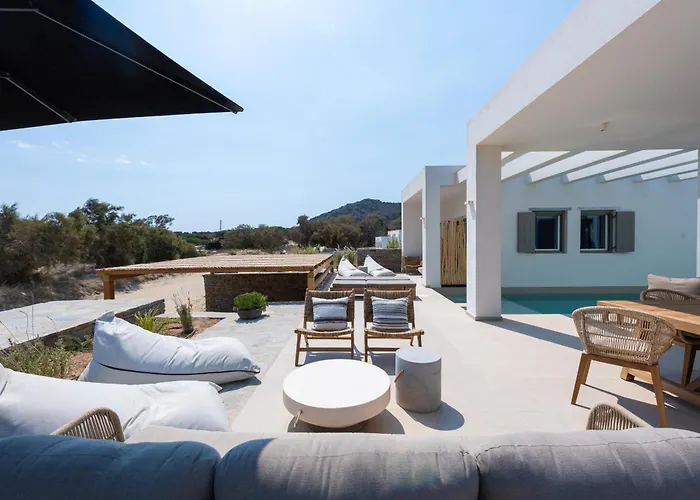 Exclusive Luxury Moca Beachfront Villa, Molos, Paros Vila *